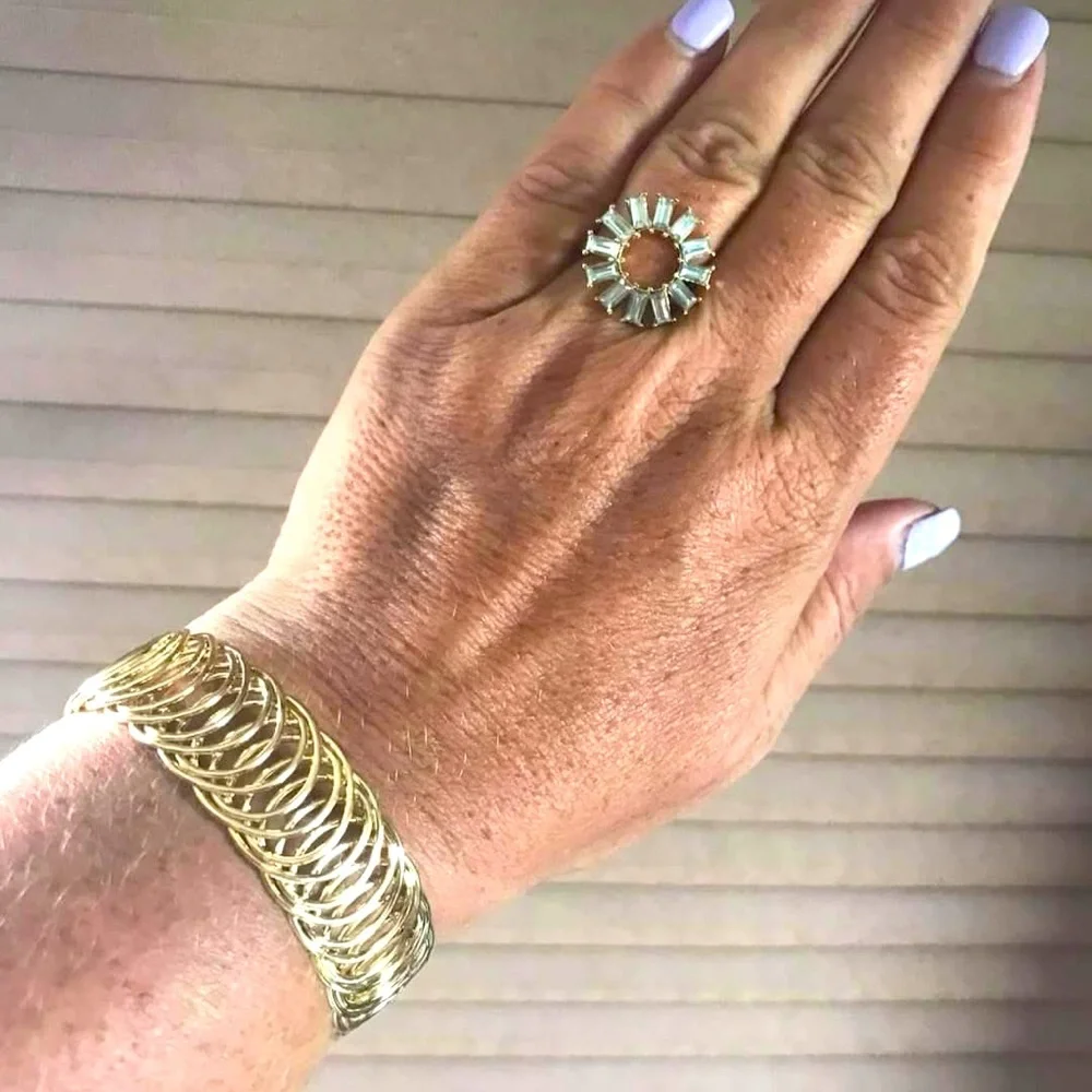 NEW Gold Bracelet - Adjustable - Picture 5 of 7